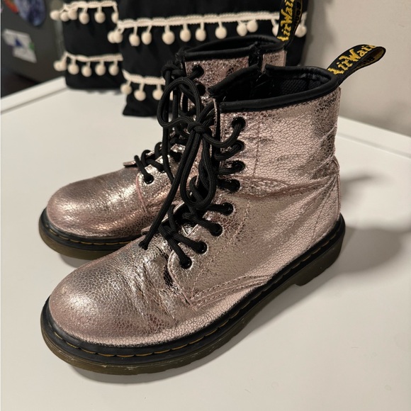 Dr. Martens Other - Dr. Martens boots 2Y